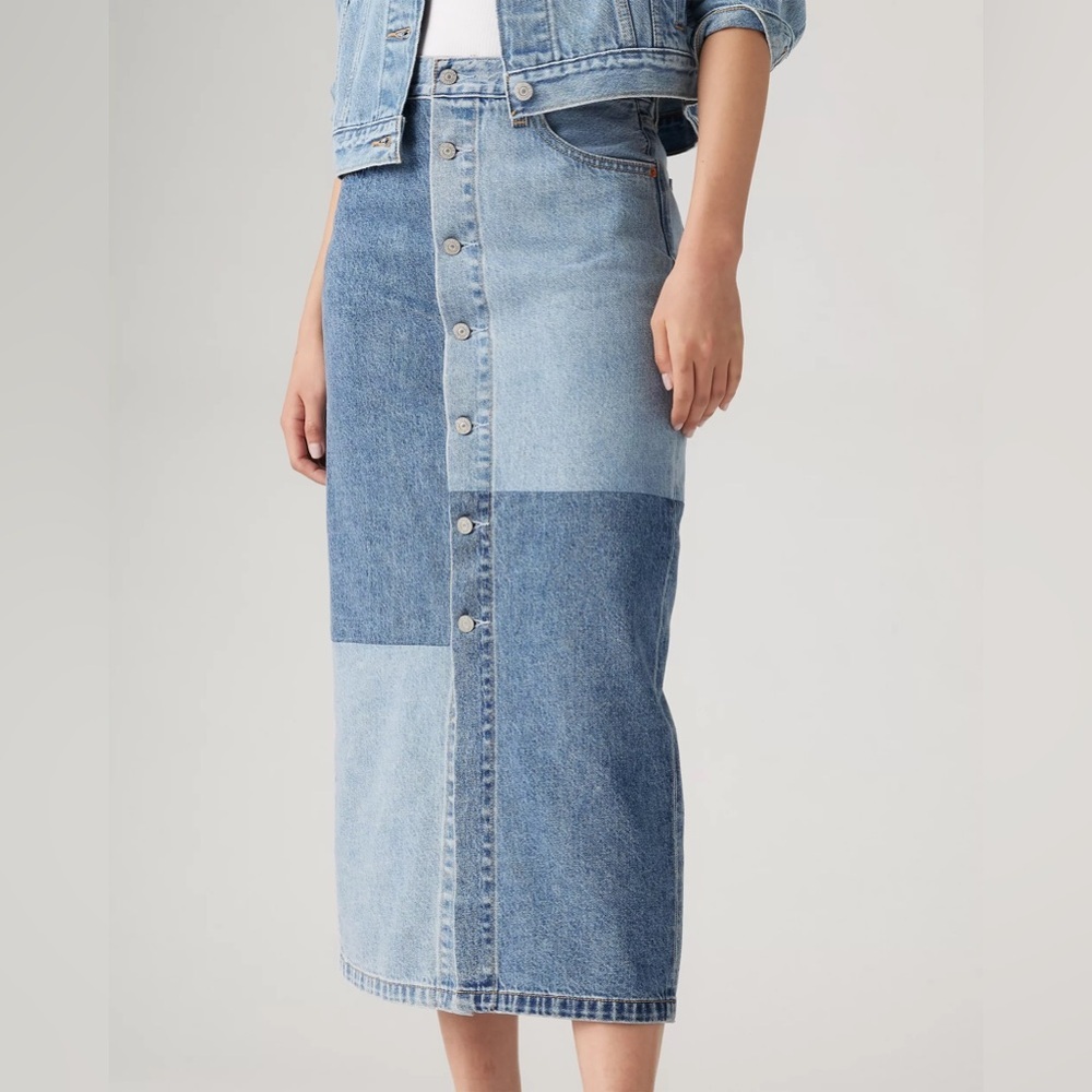 Levi's Premium Button Midi Jean Denim Skirt Size 31 Patch Design 100% Cotton New - Picture 2 of 16
